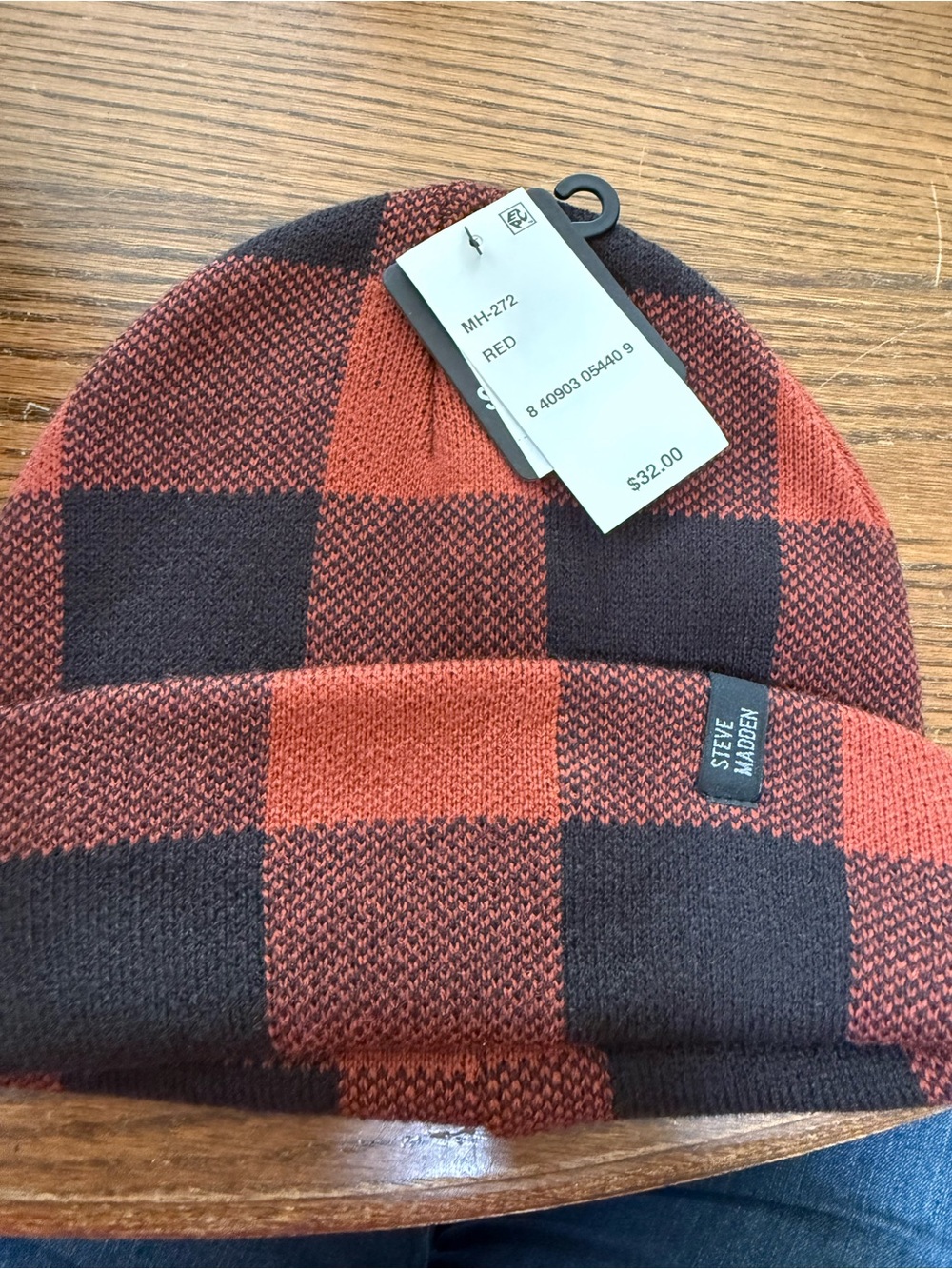 NWT  STEVE MADDEN Rust & black Squares Beanie Hat  $32